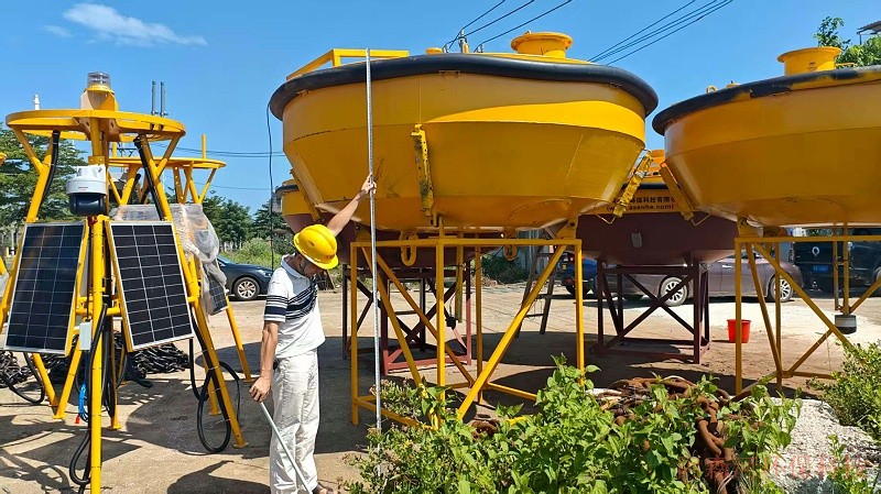 海洋观测浮标